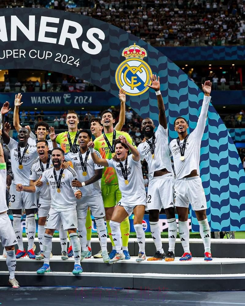 马卡:加冕西甲 皇马将获得6120万欧元联赛排名奖金 马卡:加冕西甲 皇马将获得6120万欧元联赛排名奖金